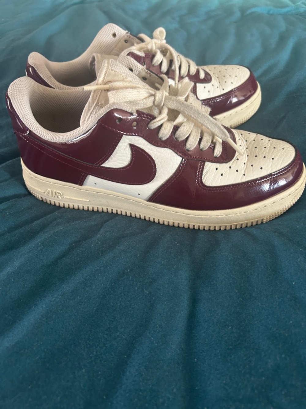 Nike Air Force 1 Low - Maroon and Cream
